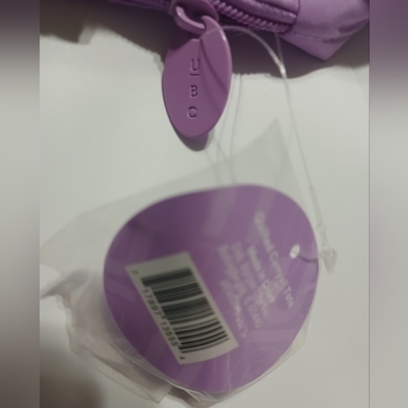 Quilted Carryall Tote - Picture 4 of 4